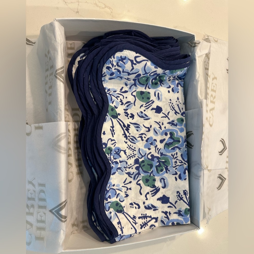 Heidi Carey Napkin and/or Placemat Set of 8)